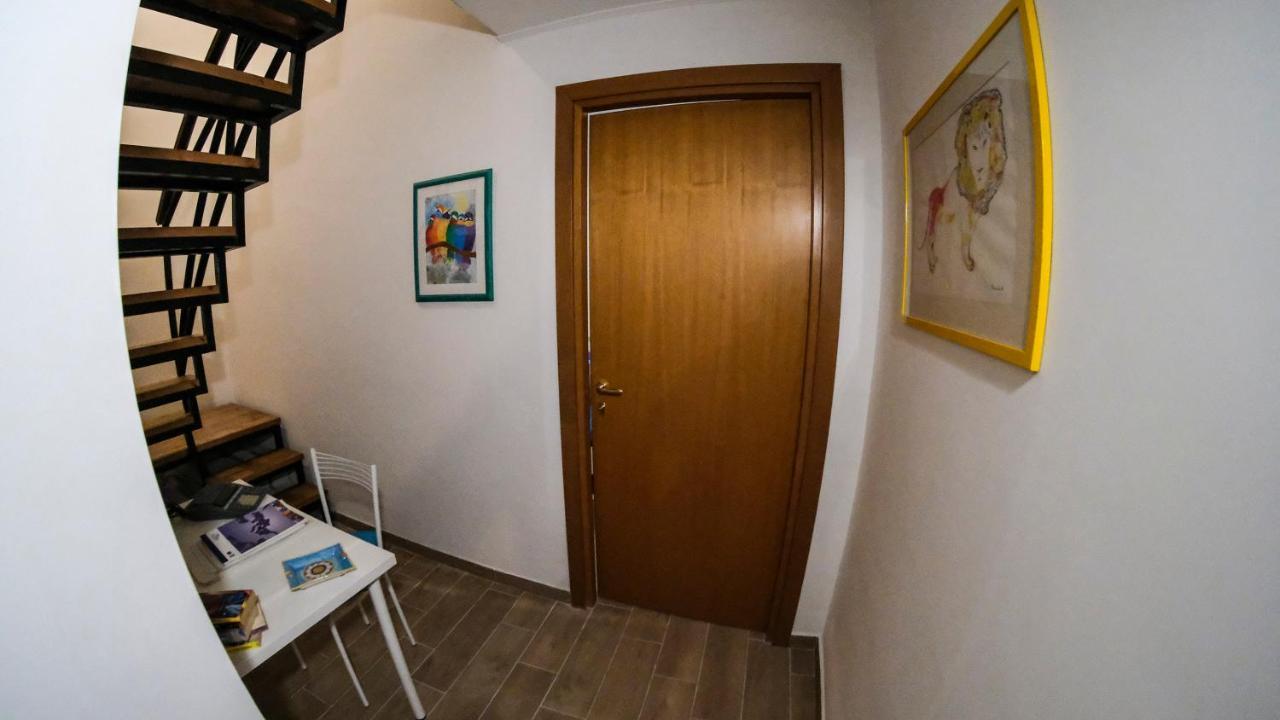 Casalauretta Hotell Neapel Exteriör bild